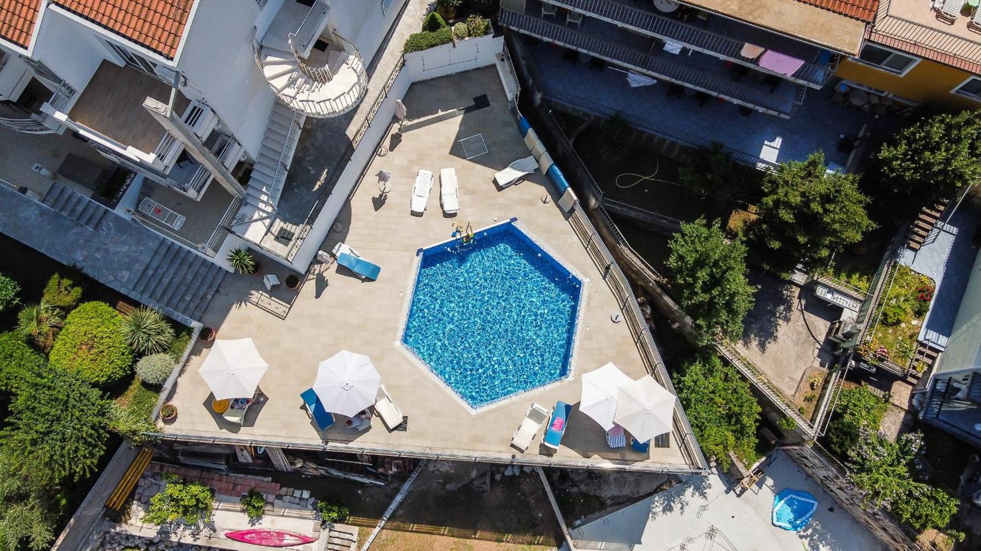 Chillout Apartment In Kotor Bay Exterior photo